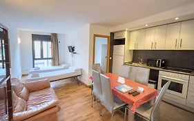 Apartamentos La Solana 3000